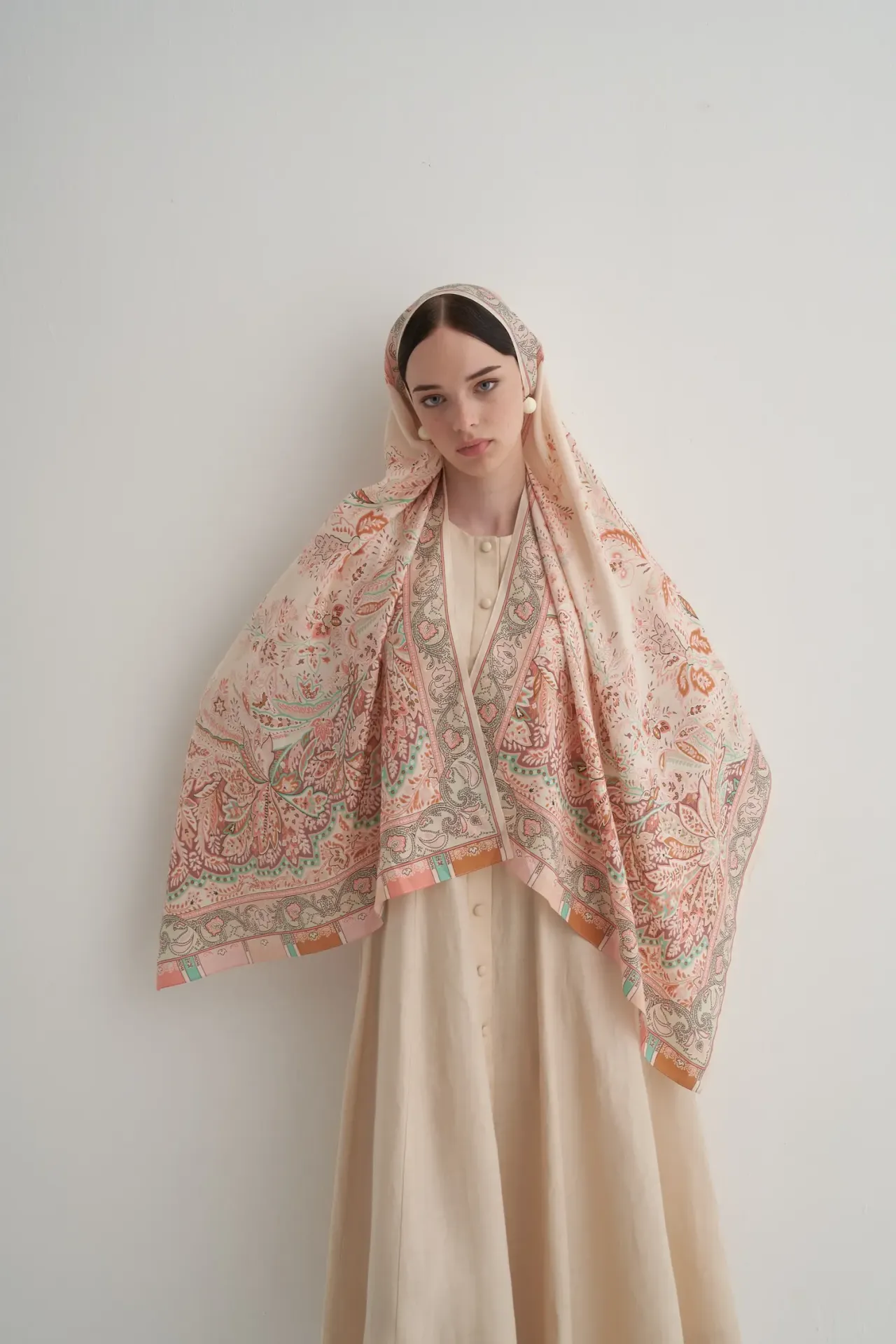 morenosilk beige ivy