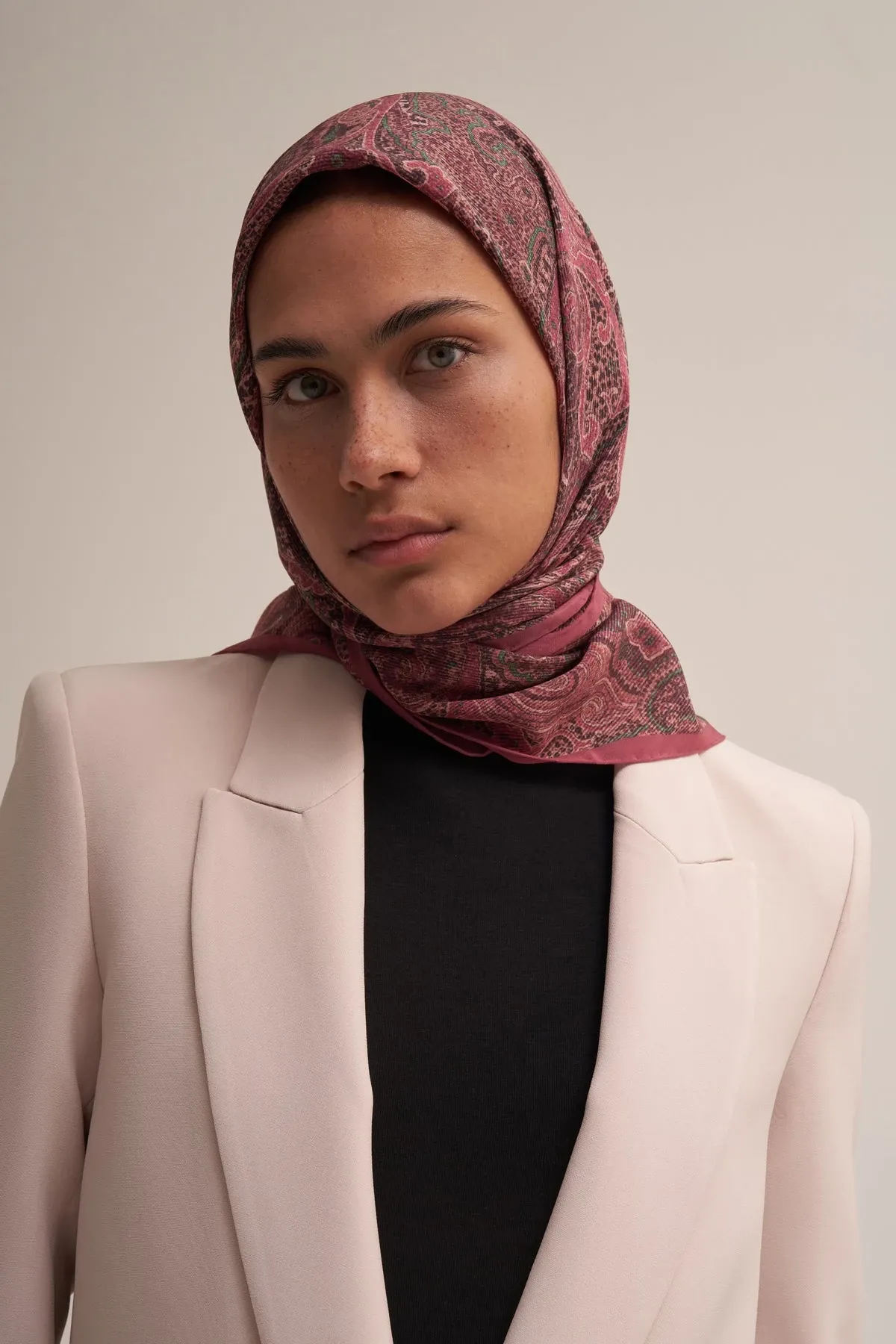 morenosilk jade Scarf