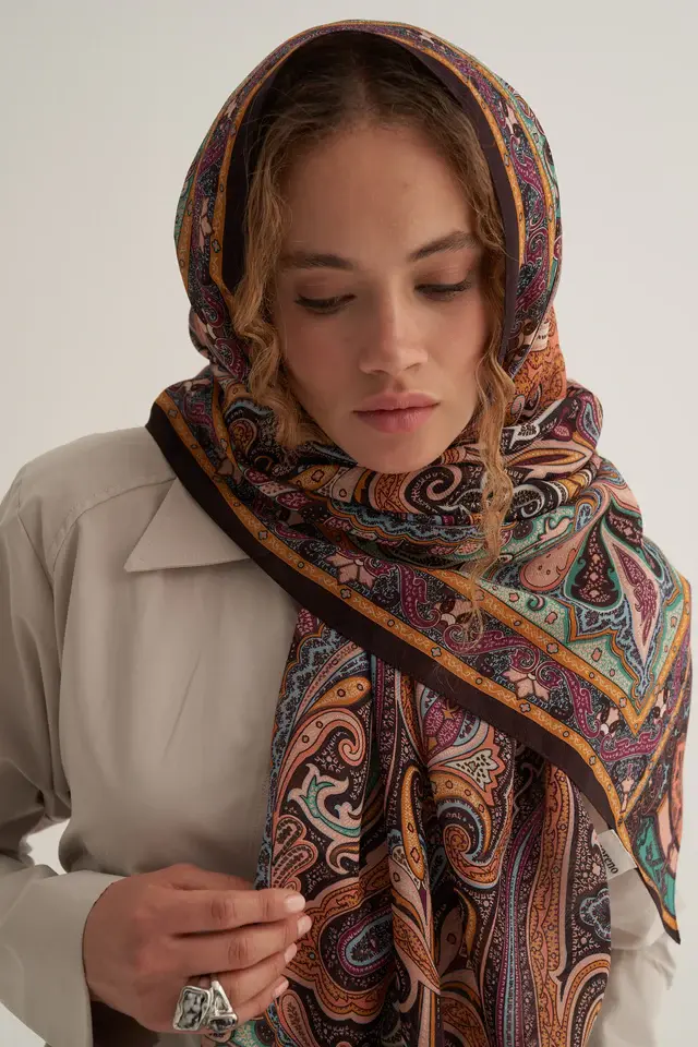 Moreno Plum Liora