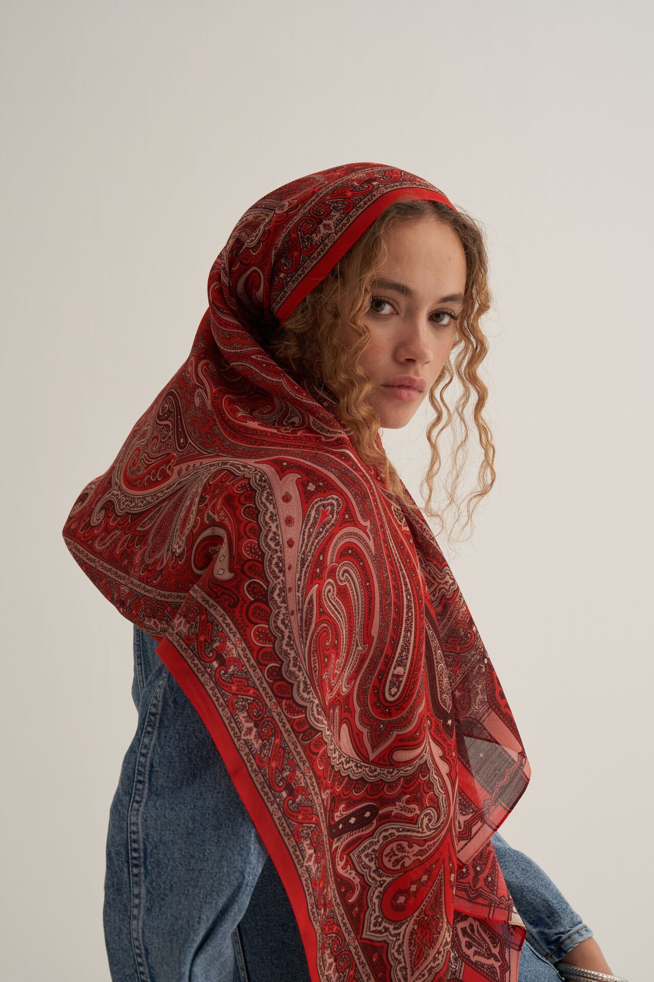 Moreno Red Liora
