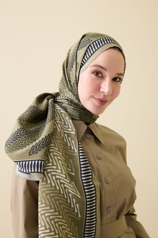 İmannoor Balık Sırtı Floş Viskon Şal Yeşil