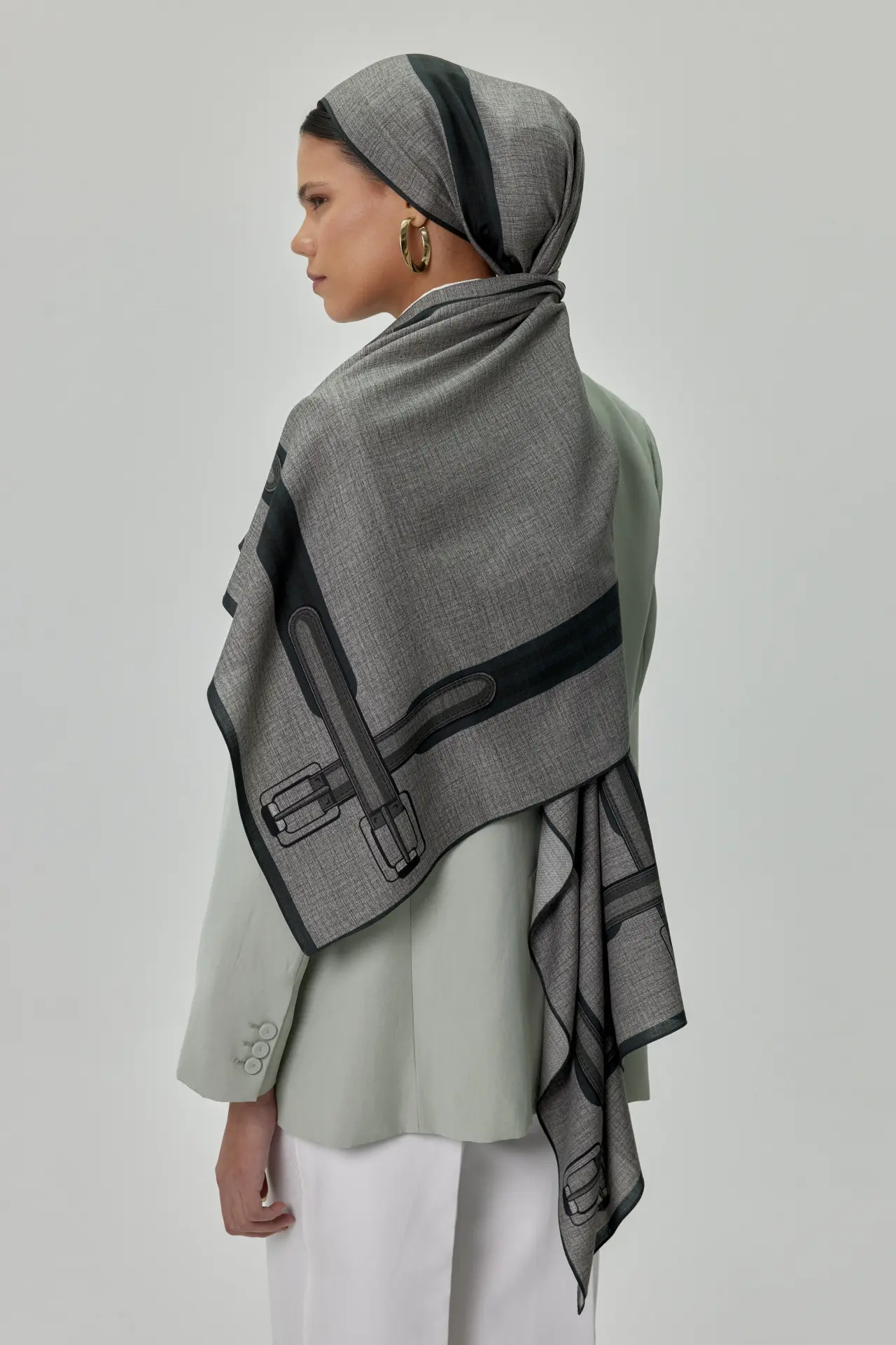 HİLLARDGray Hillard