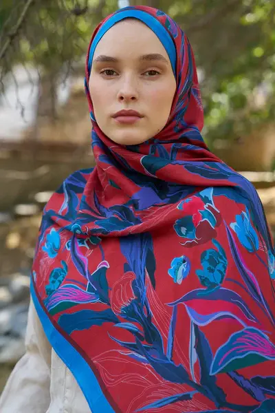 Inspired Muse Desen Şal - Kırmızı