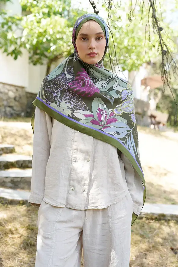 Inspired Fierra Desen Şal - Haki