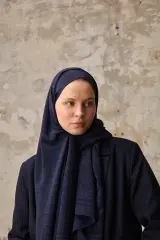 REVESİLK AND MORE /   Svila Şal Lacivert