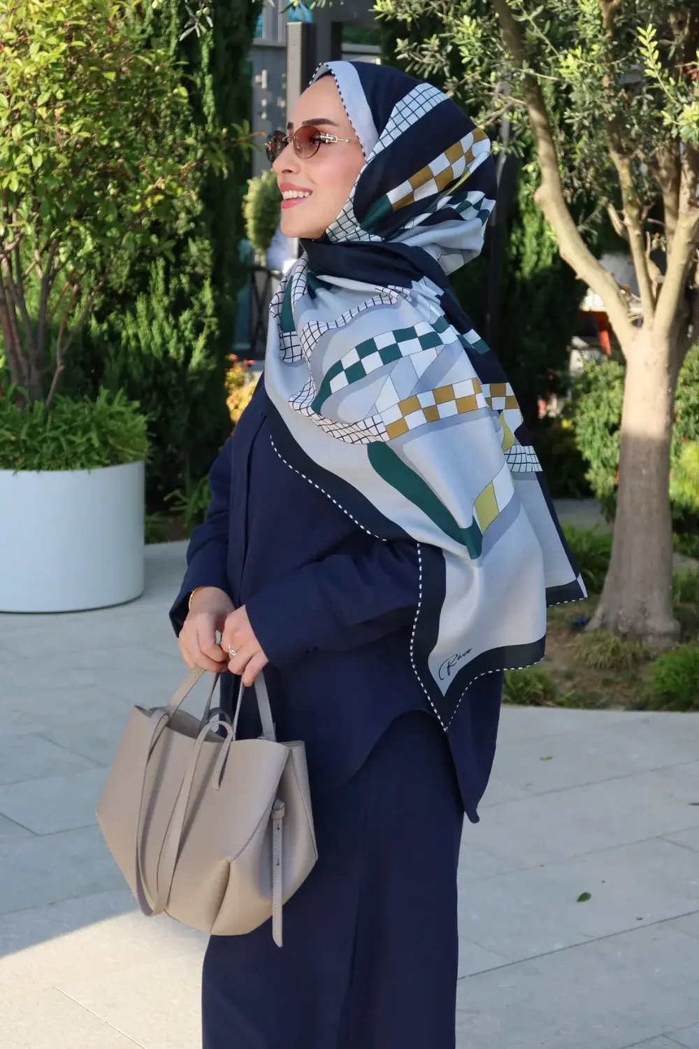 REVESİLK AND MORE /  Riviera Navy