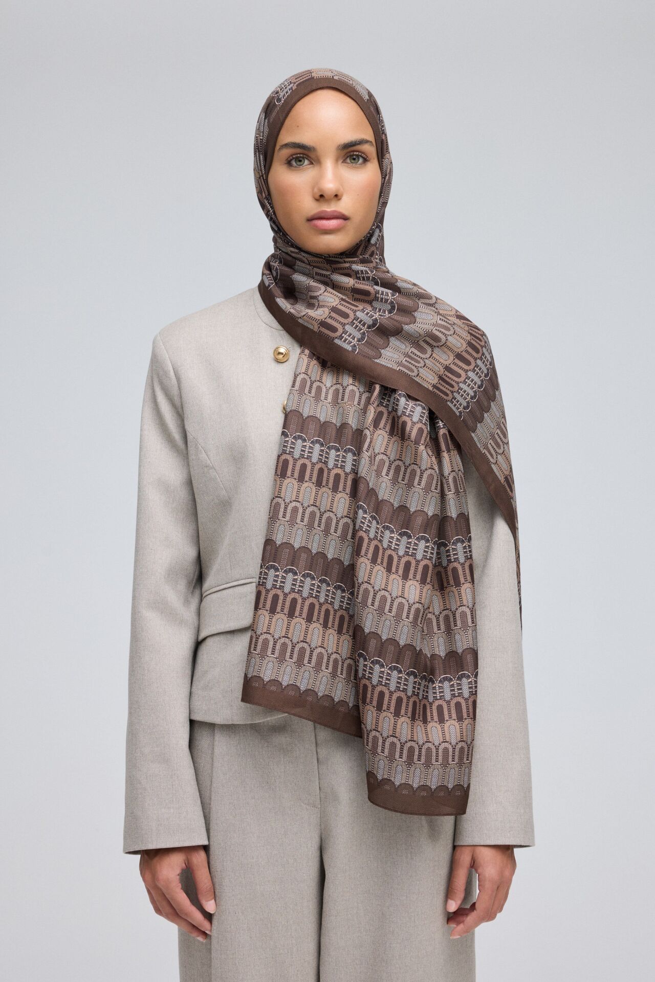 HİLLARD  BROWN AMARA